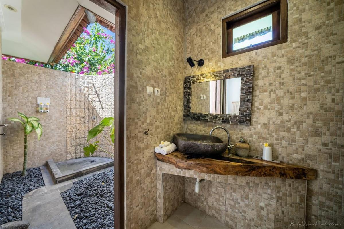 Bunga Laut Bungalow Amed  Exterior photo
